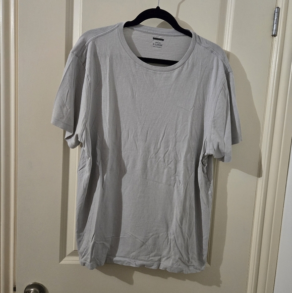 Comfy J-Crew Comfy T-shirt - Picture 1 of 3